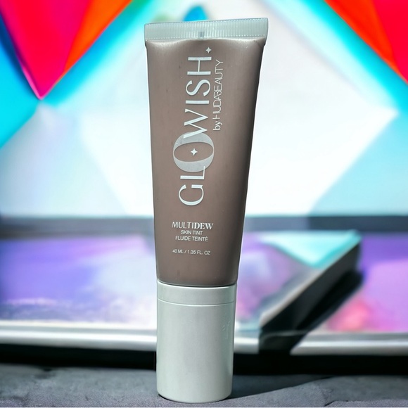 HUDA BEAUTY Other - Glowish Multi DEW Skin Tint